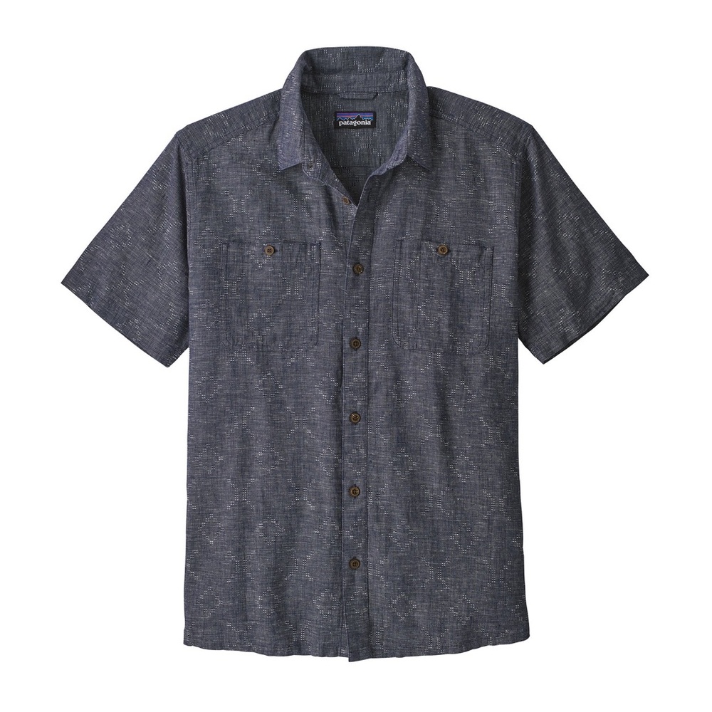 Patagonia Men’s Step Up Short-Sleeve Button-Down Shirt in Heathered Navy